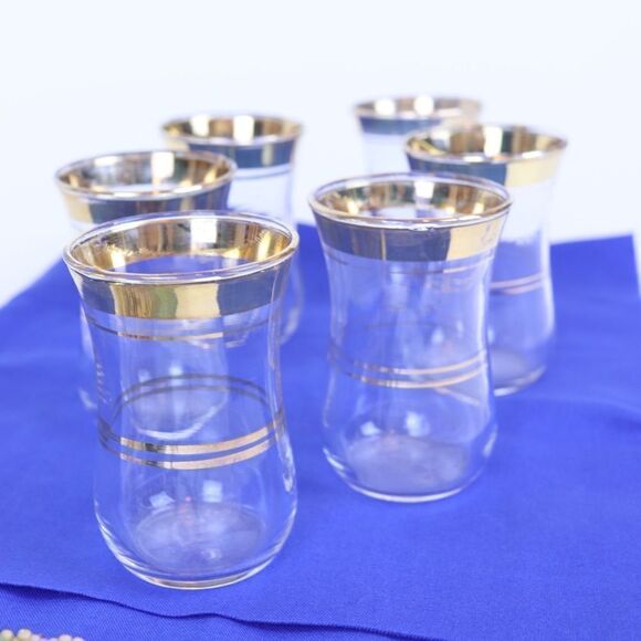 Gailstyn Glass Punch Bowl with 6 shot glasses "It's a Dilly" design w/gold rim - Picture 8 of 8